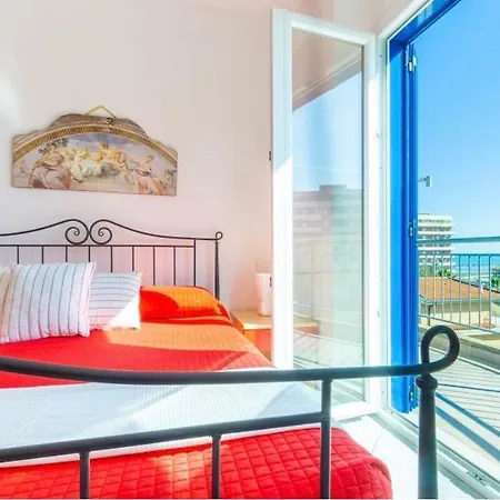 Appartement Punta Ovest A Due Passi Del Mare